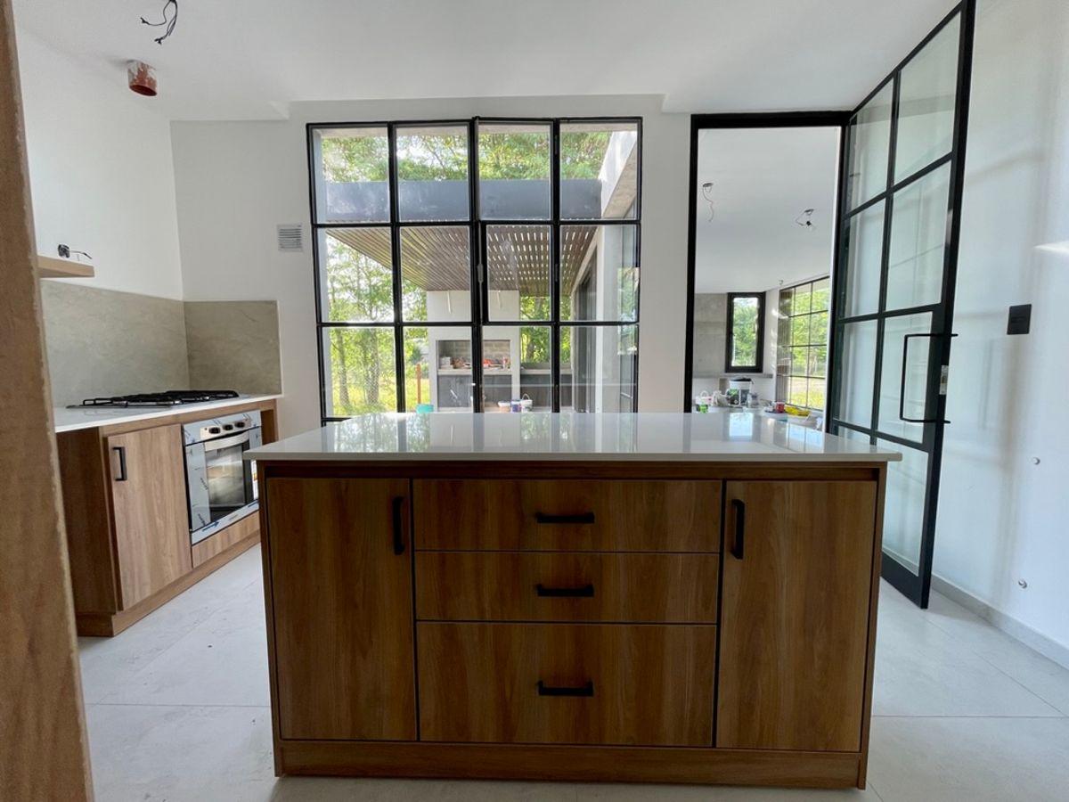 Foto de Casa a estrenar en Barrio cerrado North bell. City Bell, imagen 5