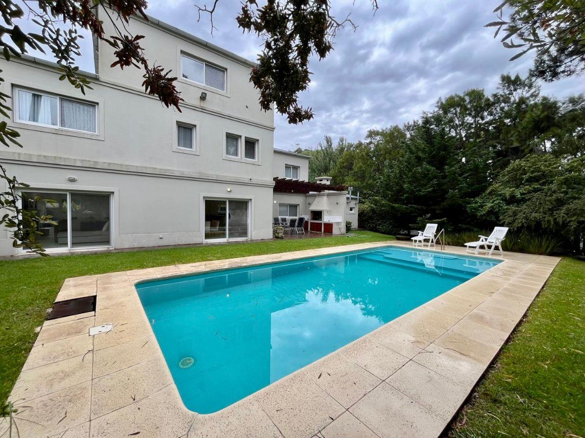 Foto de Eespectacular casa en Carilo a metros del mar, imagen 5