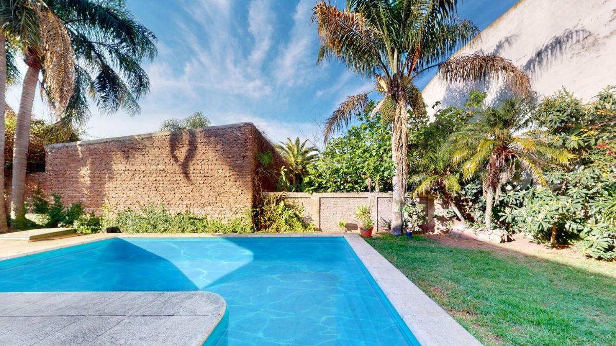 CASA EN VENTA EN LA PLATA