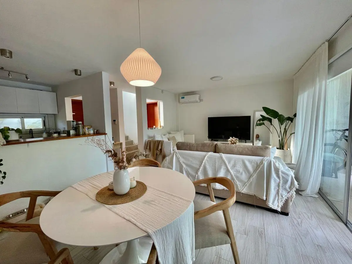 DUPLEX EN VENTA CITY BELL Country Estudiantes 2