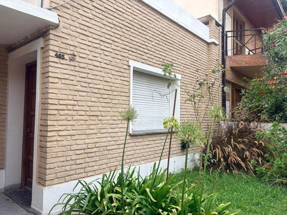 Casa a reciclar en venta – Calle 14C entre 471 y 472 | City Bell 2
