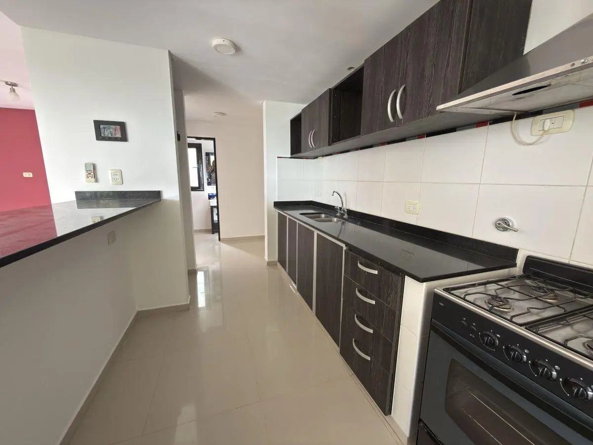Casa en Venta acceso por Camino Centenario 4