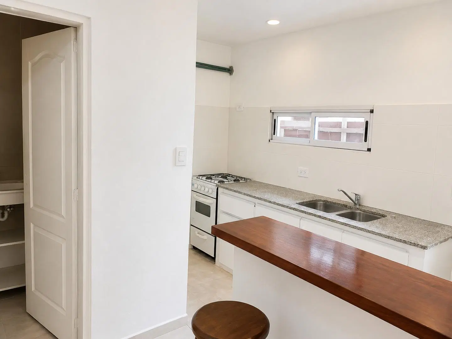 Casa en venta - Calle 21 e/ 657 y 658 5