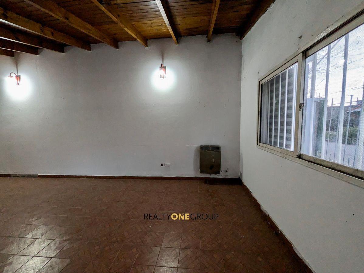 Foto de Casa en alquiler en La Plata – 3 dormitorios y jardín, imagen 4