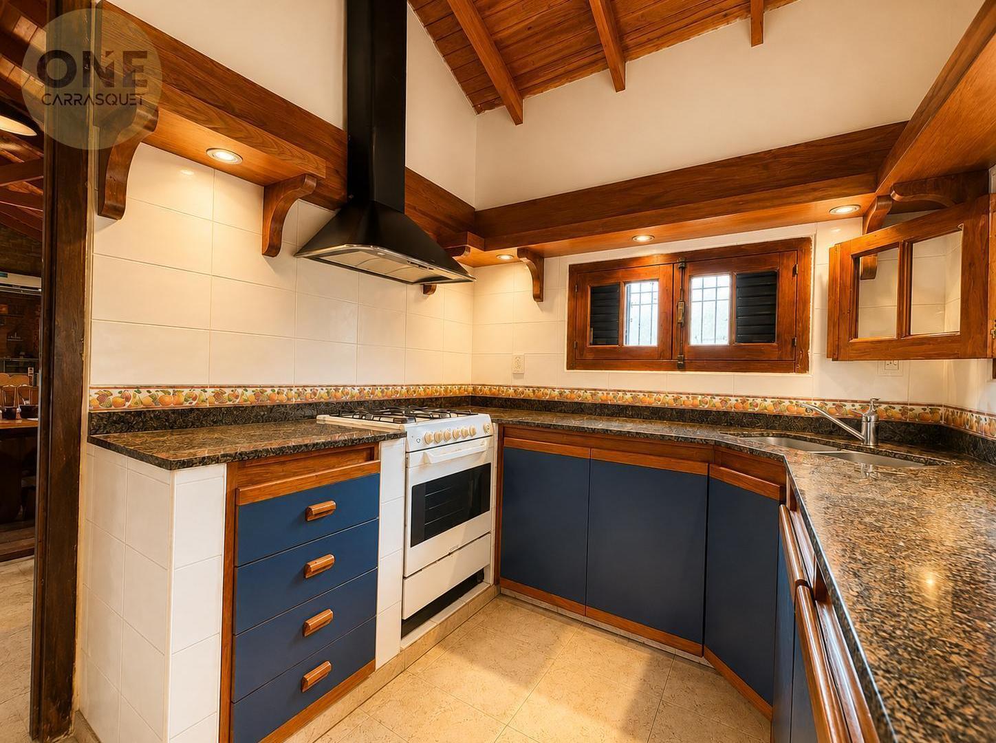Foto de Casa en venta - City Bell, 461 e/ 19 y 20, imagen 1