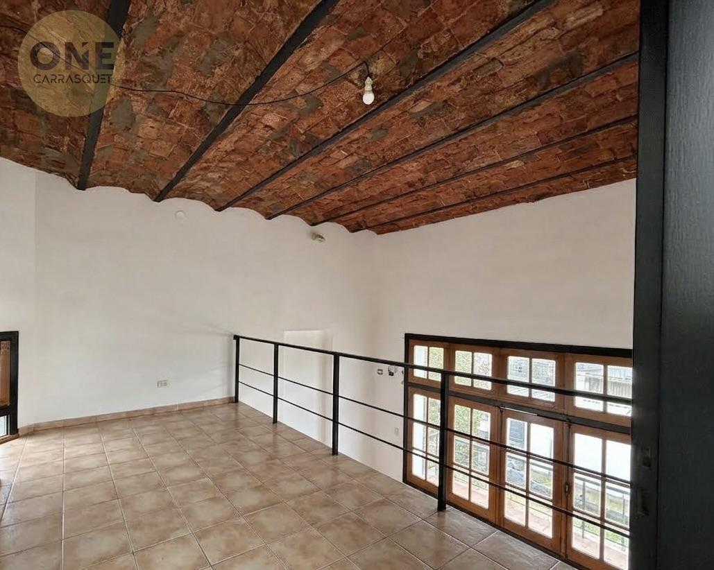 Foto de PH en venta de 6 ambientes con patio y balcon sin expensas, imagen 4