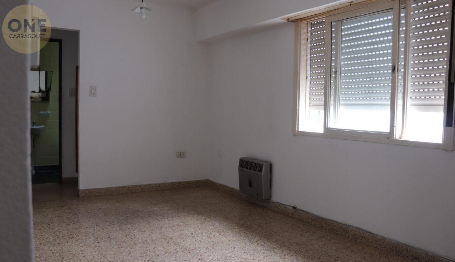 Foto de Oportunidad de departamento en alquiler en casco de La Plata, imagen 5
