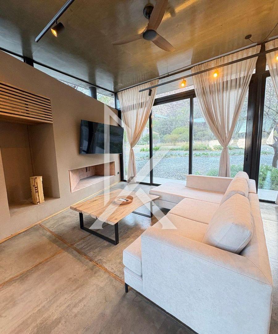 Foto de Casa Moderna de Diseño a Estrenar en Barrio Privado San Isidro, imagen 2