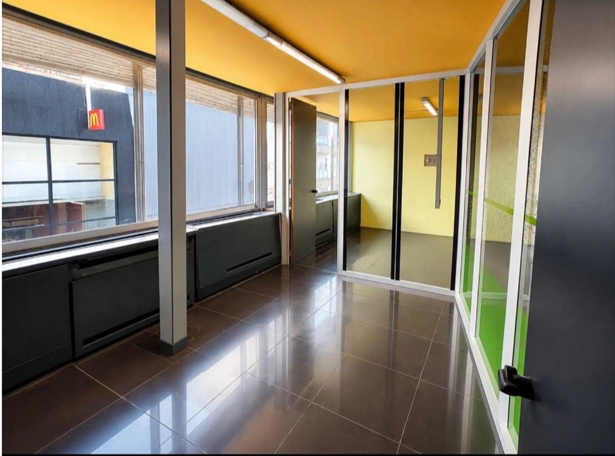 Foto de OFICINA 147m2 - VISTA PEATONAL FLORIDA AL 500 - IMPECABLE-SEG. 24 HS, imagen 3