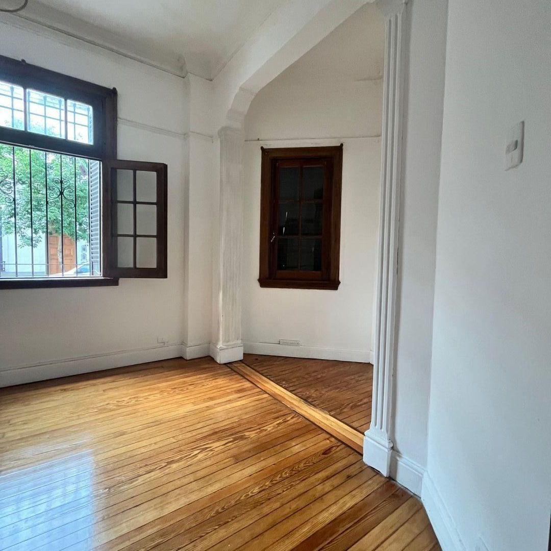 Foto de Casa 6 ambientes 4 dormitorios. | Camacua al 700, imagen 3
