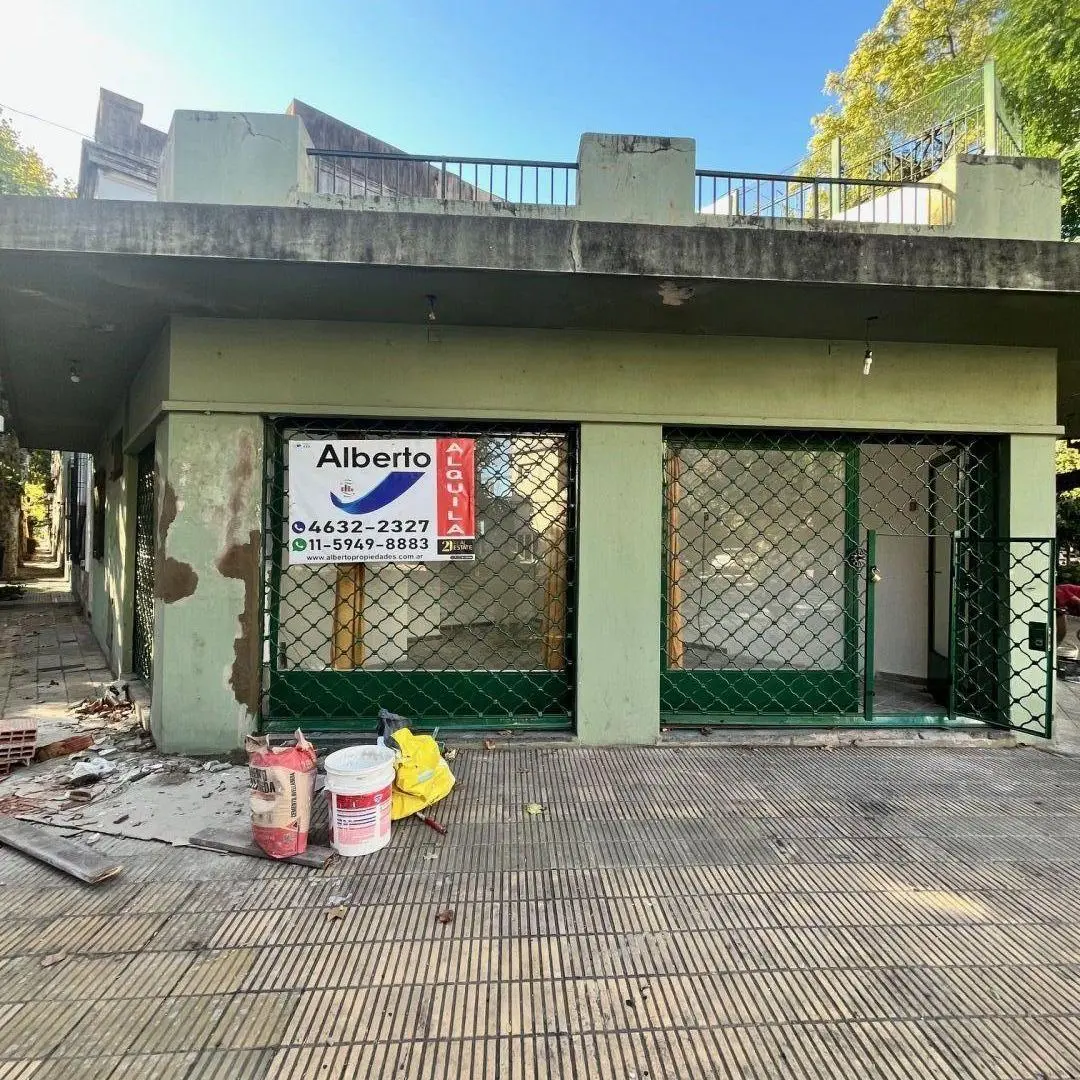 Local . | Asamblea al 2000 1
