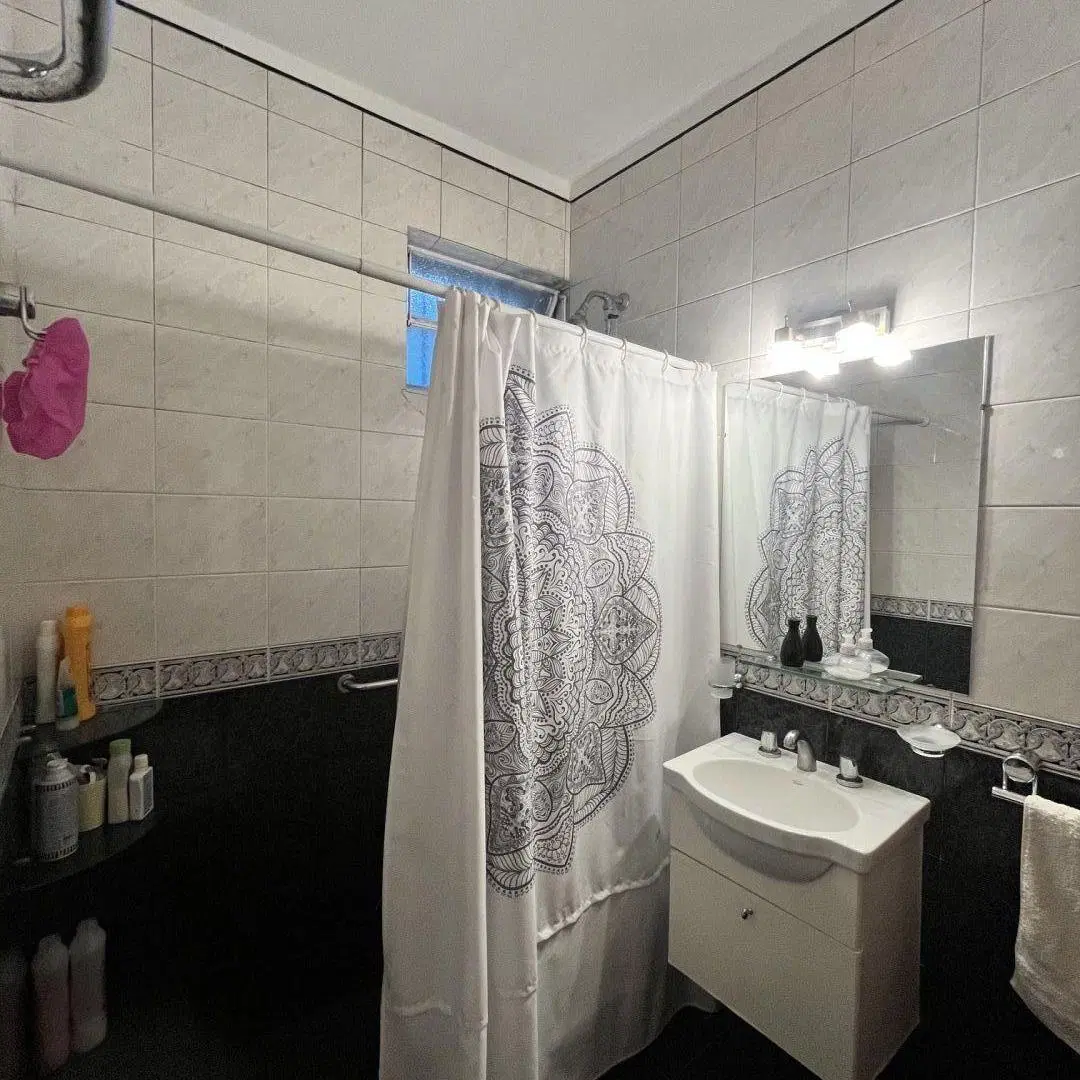 Casa 4 ambientes. | Evaristo Carriego al 1100 1