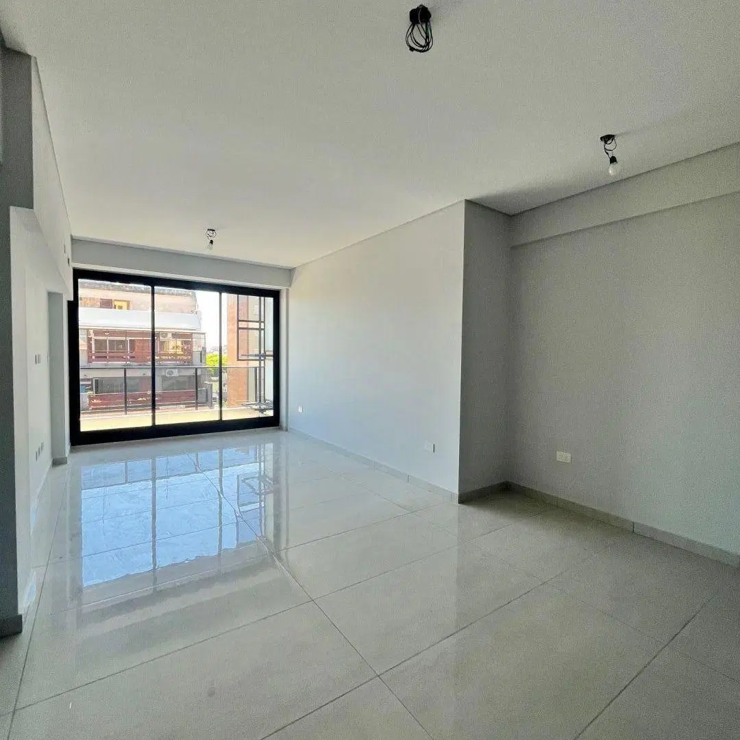 Departamento 3 ambientes. | Av. Juan Bautista Alberdi al 2400 2