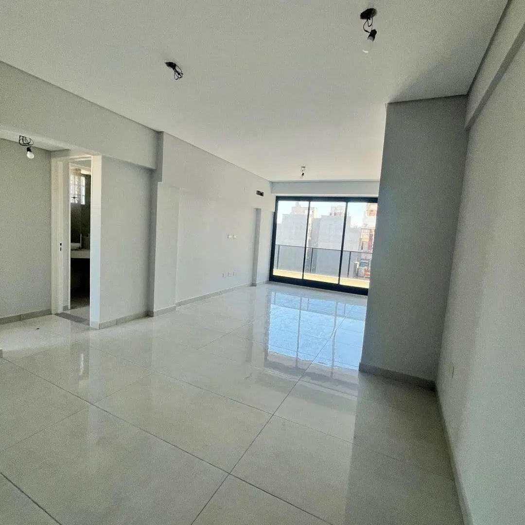 Departamento 3 ambientes. | Av. Juan Bautista Alberdi al 2400 3