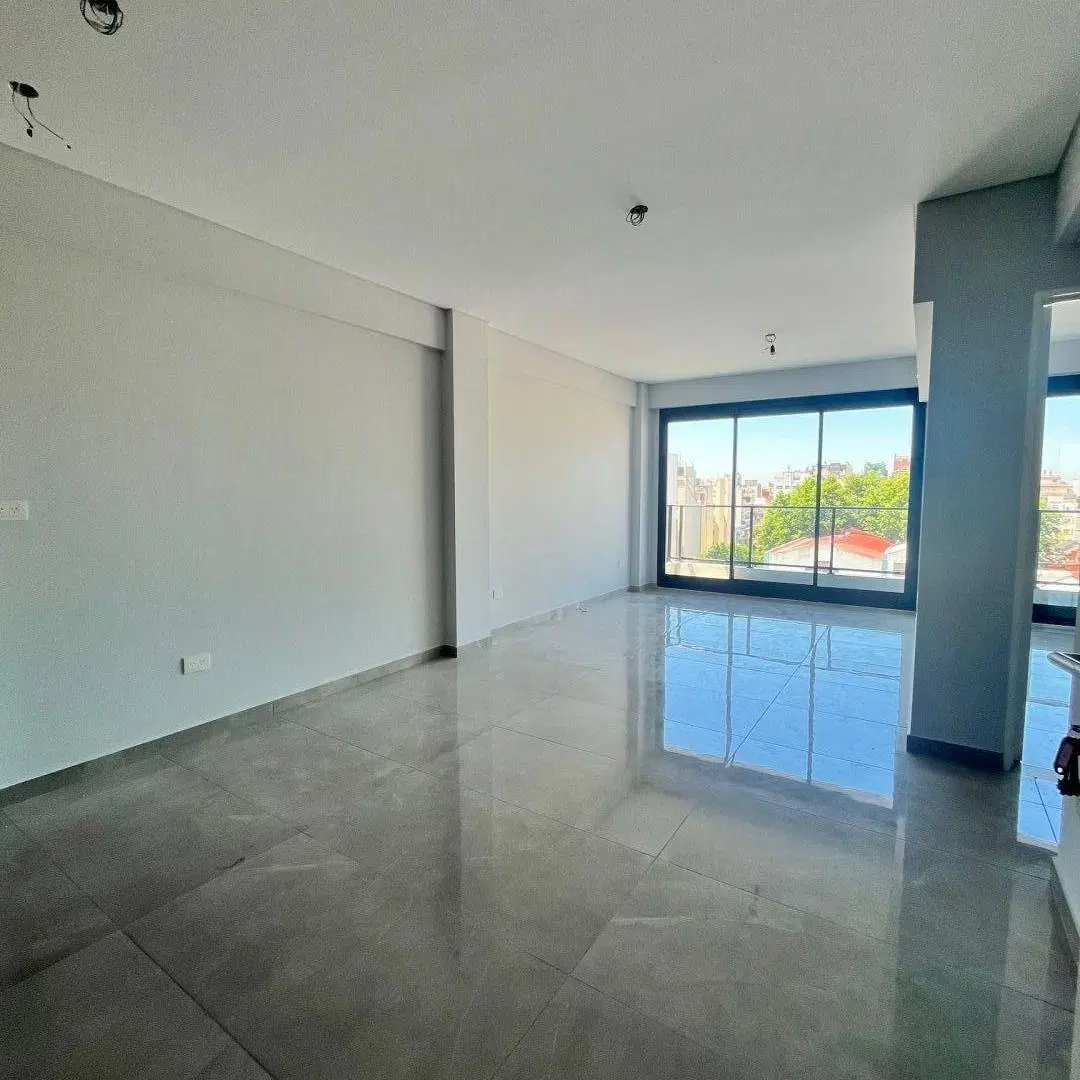 Departamento 2 ambientes. | Av. Juan Bautista Alberdi al 2400 2