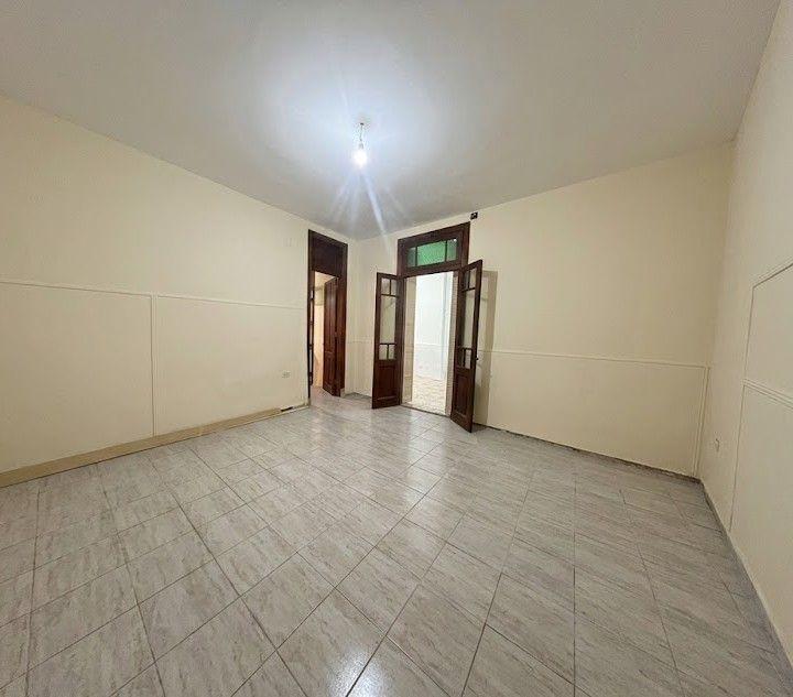 Foto de Departamento 5 ambientes 3 dormitorios. | Quirno al 900, imagen 2