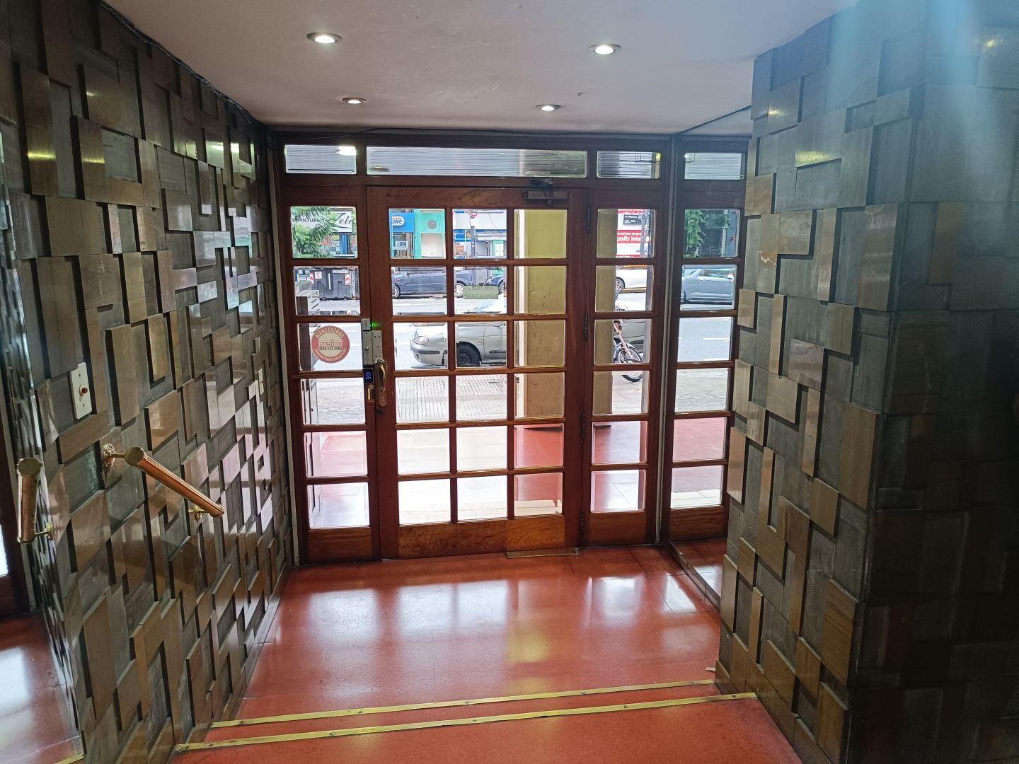 Foto de Departamento 3 ambientes. | Av. Belgrano al 1100, imagen 2
