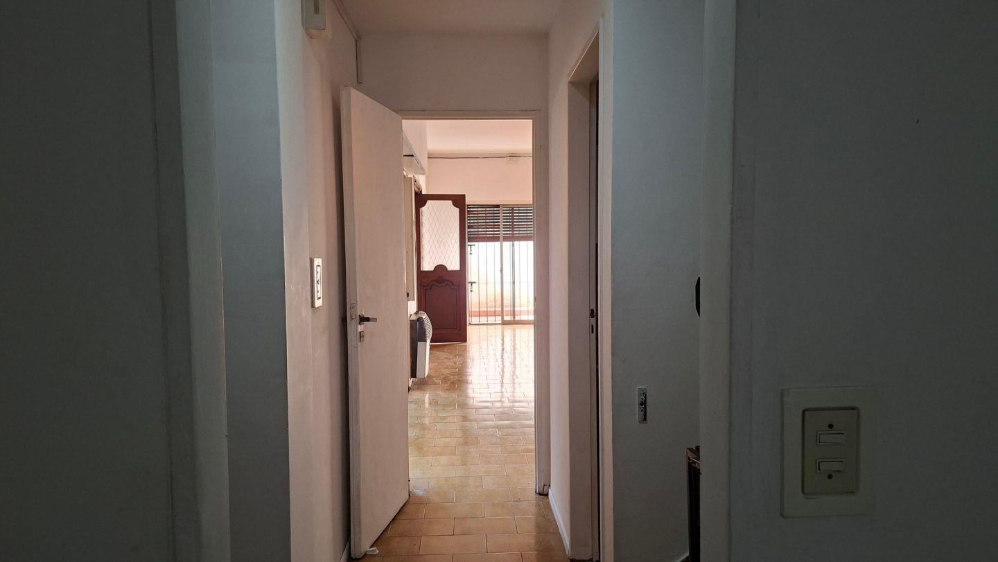 Foto de Casa 5 ambientes 3 dormitorios. | Combate de Los Pozos al 1000, imagen 1