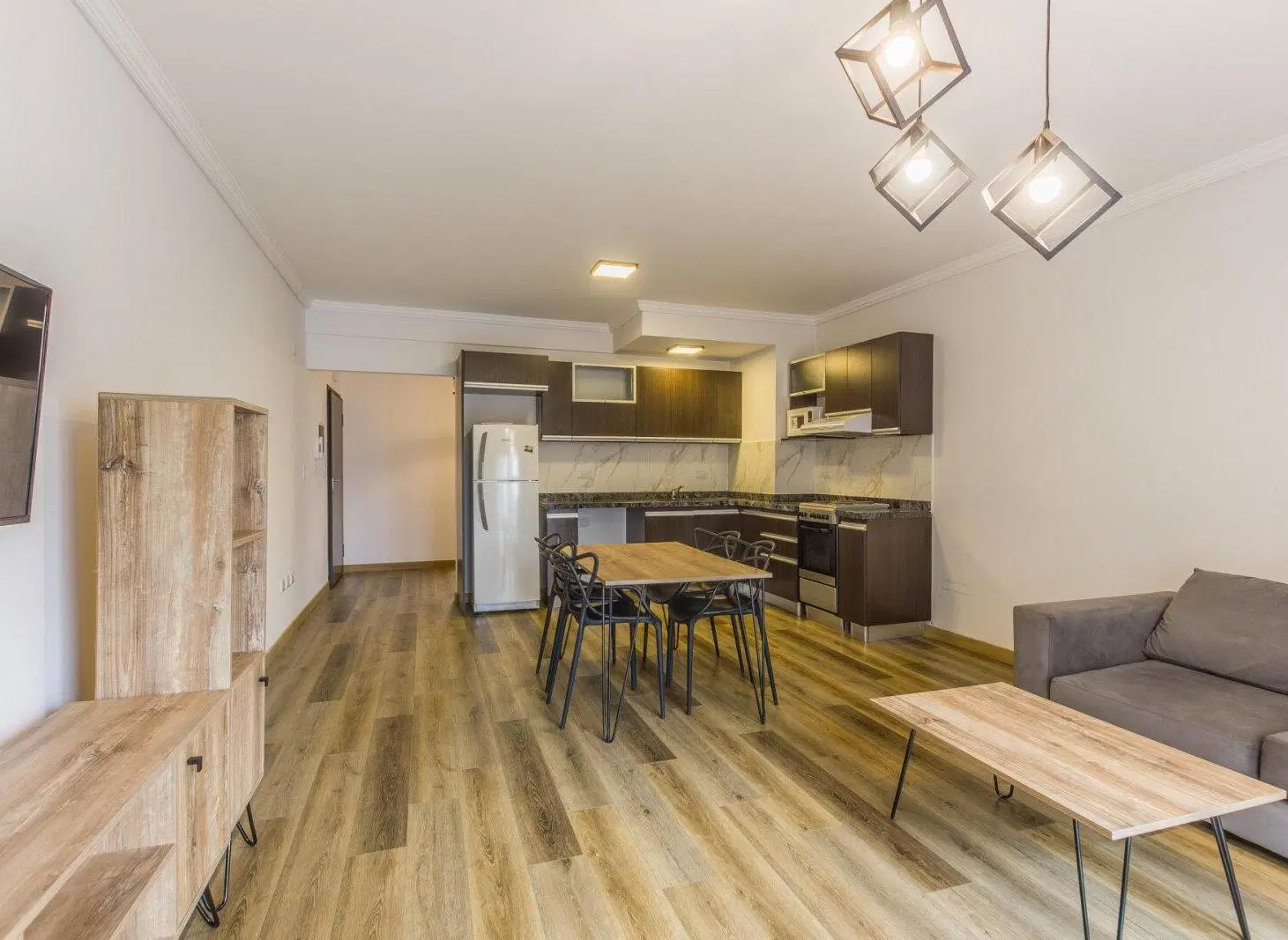 DEPARTAMENTO 2 AMBIENTES CON BALCÓN EN VENTA CABALLITO 5