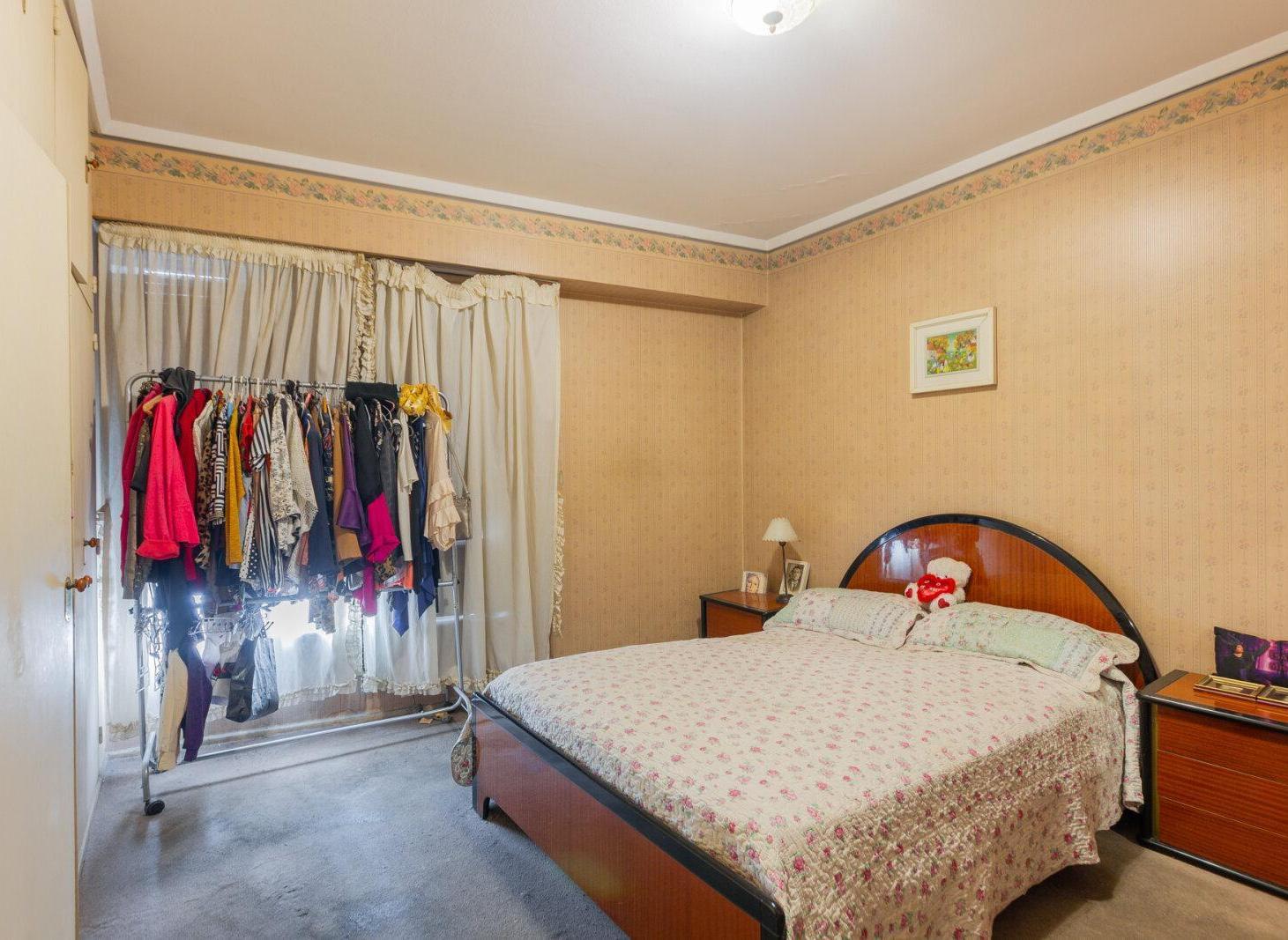 DEPARTAMENTO PISO de 5 AMBIENTES RECOLETA CON BALCON Y BAULERA EN VENTA