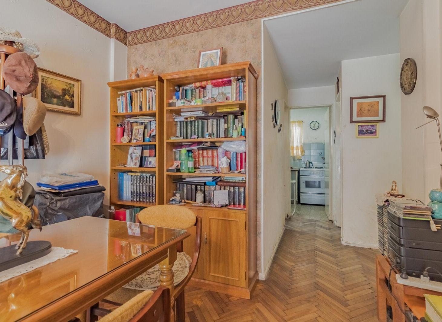 Foto de DEPARTAMENTO DOS AMBIENTES CON BALCÓN , BALVANERA EN VENTA, imagen 2