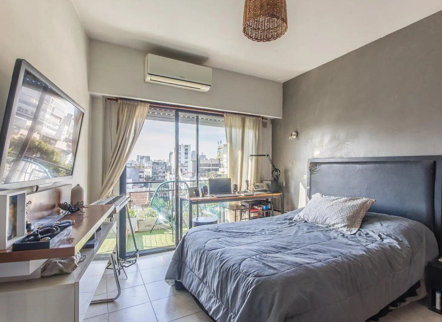 DEPARTAMENTO DOS AMBIENTES CON BALCÓN EN VENTA VILLA CRESPO 3
