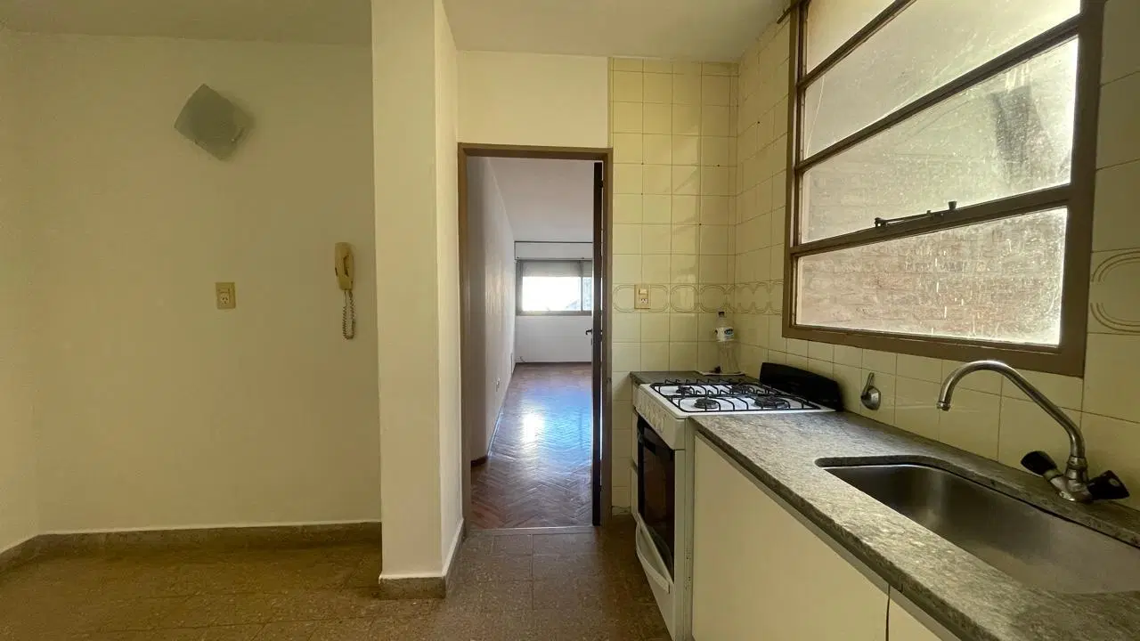 DEPARTAMENTO EN ALQUILER EN ZONA CENTRO DE 2 DORMITORIOS 3