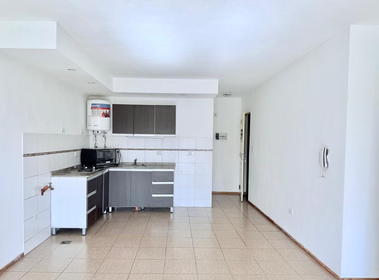 Foto de MONOAMBIENTE EN ALQUILER EN BARRIO BELLA VISTA, imagen 2