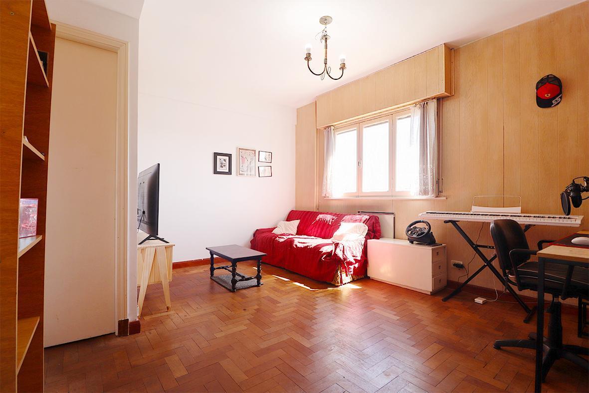 Foto de Venta departamento 2 ambientes con Renta, gran potencial de demanda por, imagen 1