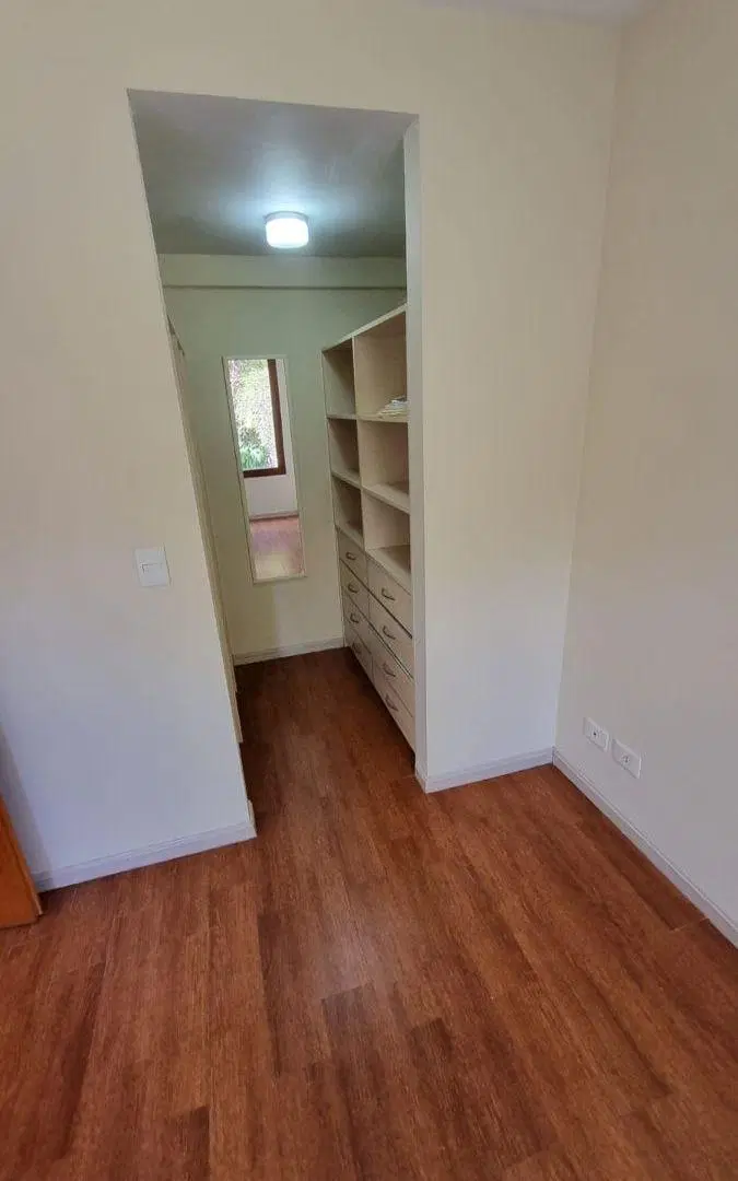 Departamento de dos ambientes, con vestidor y baulera 5