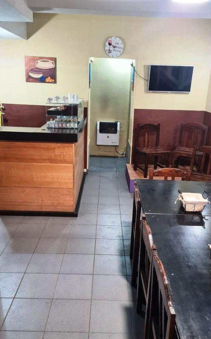 Foto de Local comercial sobre Onelli 75m2, imagen 3