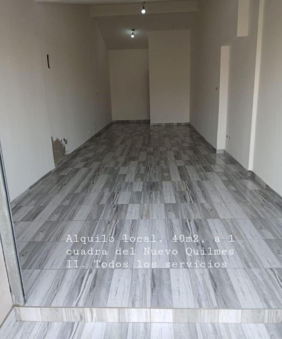 Foto de EXCELENTES LOCALES A ESTRENAR – AV. ESQUEL, imagen 3