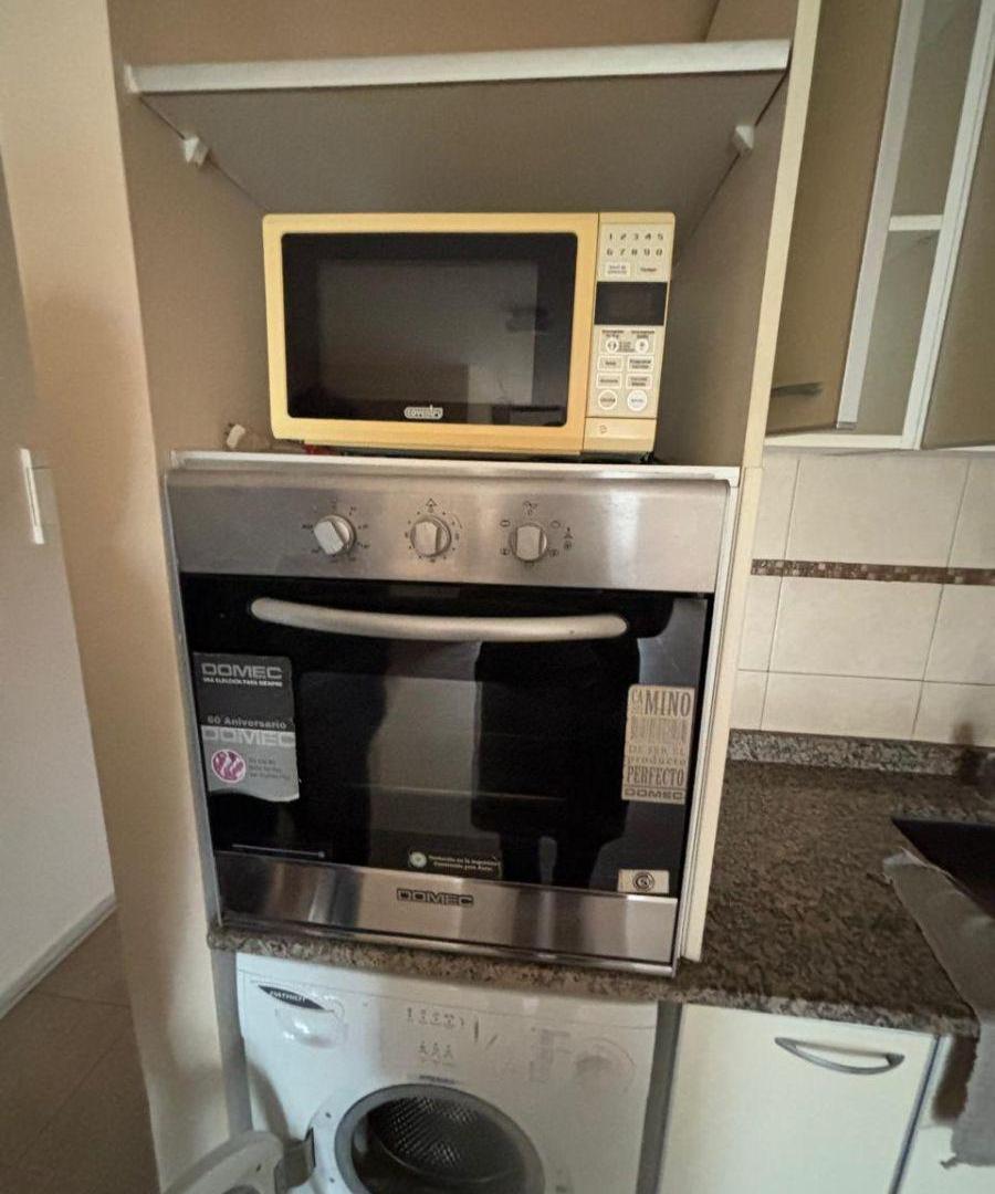 Foto de Hermoso Monoambiente 3 piso Contrafrente, imagen 2