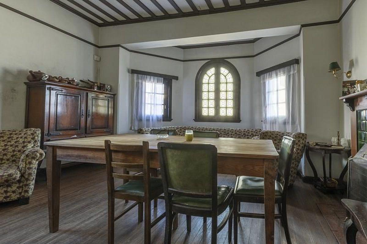 Foto de EXCEPCIONAL CASONA DE ÉPOCA EN LA BARRANCA DE QUILMES – 1.595 m² DE, imagen 5