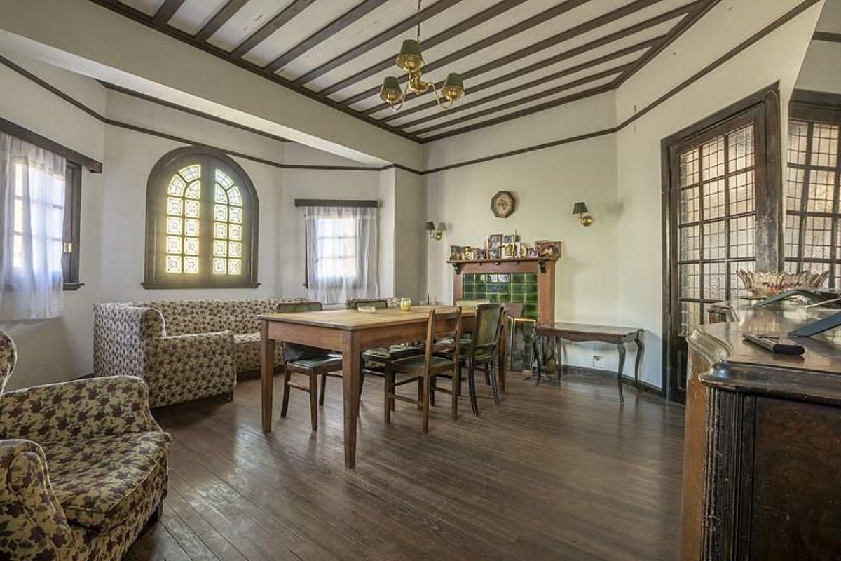 Foto de EXCEPCIONAL CASONA DE ÉPOCA EN LA BARRANCA DE QUILMES – 1.595 m² DE, imagen 3