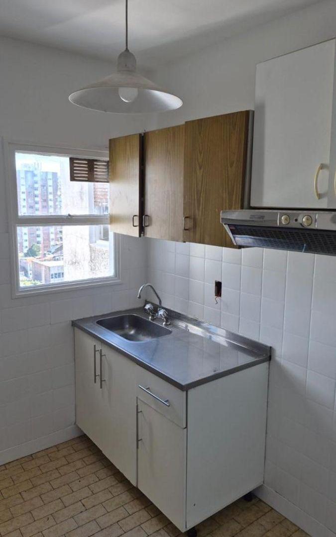 Foto de DEPARTAMENTO APTO PROFESIONAL – PLENO CENTRO DE QUILMES, imagen 4