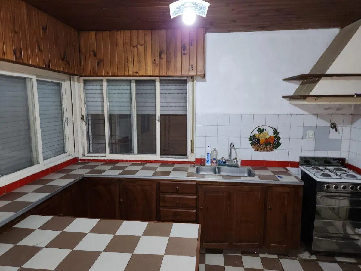 Casa amplia c/ jardín, parrilla y cochera | Bella Vista, San Miguel 3