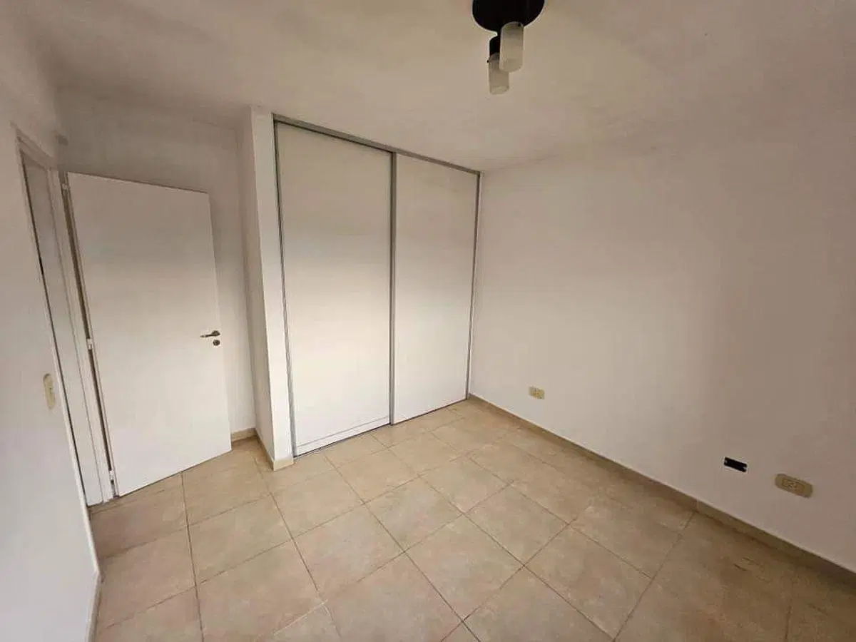 Departamento en venta c/ cochera en San Miguel 3