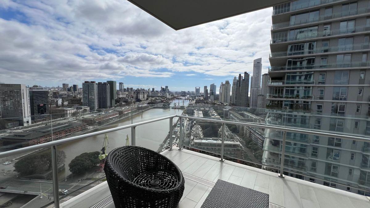 VENTA DEPARTAMENTO 4 AMBIENTES SLS EN PUERTO MADERO - COCHERA