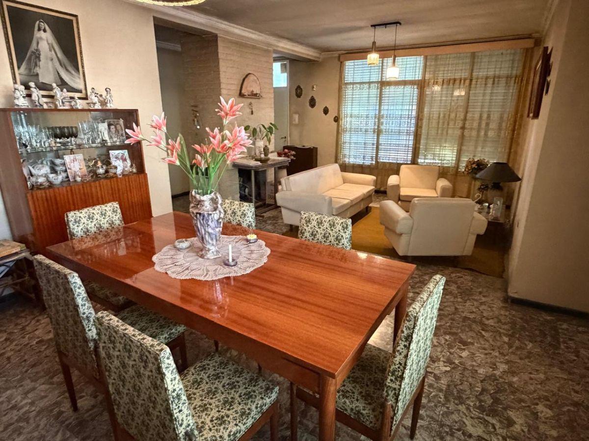 Foto de VENDO HERMOSA CASA ESQUINA COMERCIAL. GRAN OPORTUNIDAD, imagen 1
