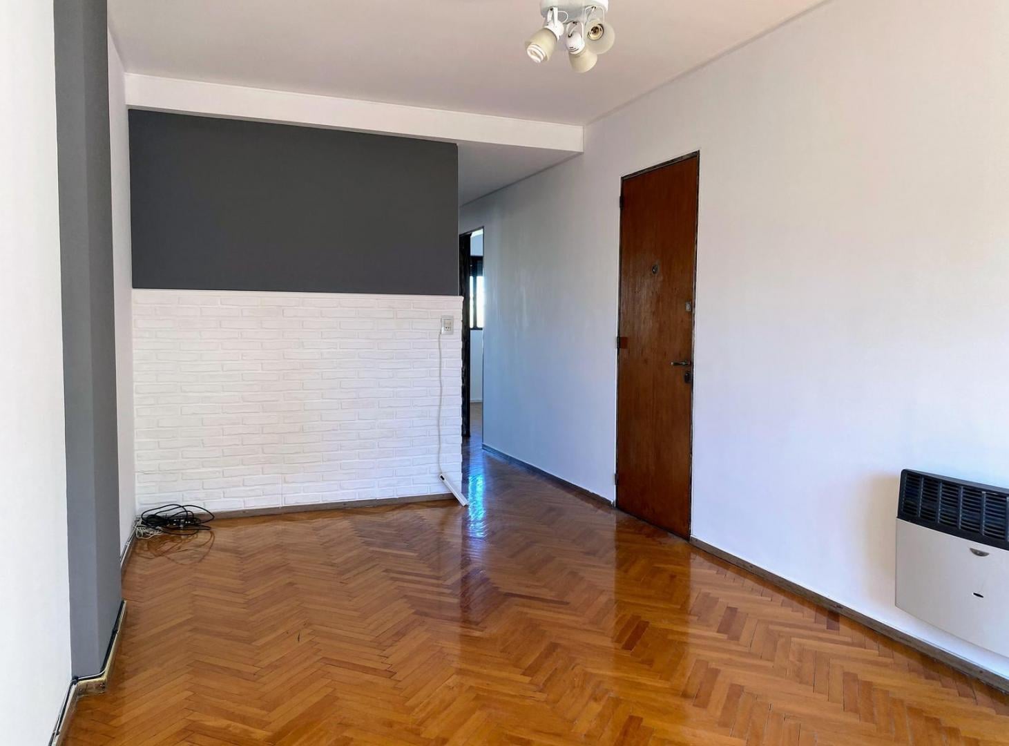 Foto de VENTA DEPARTAMENTO CON COCHERA, imagen 3