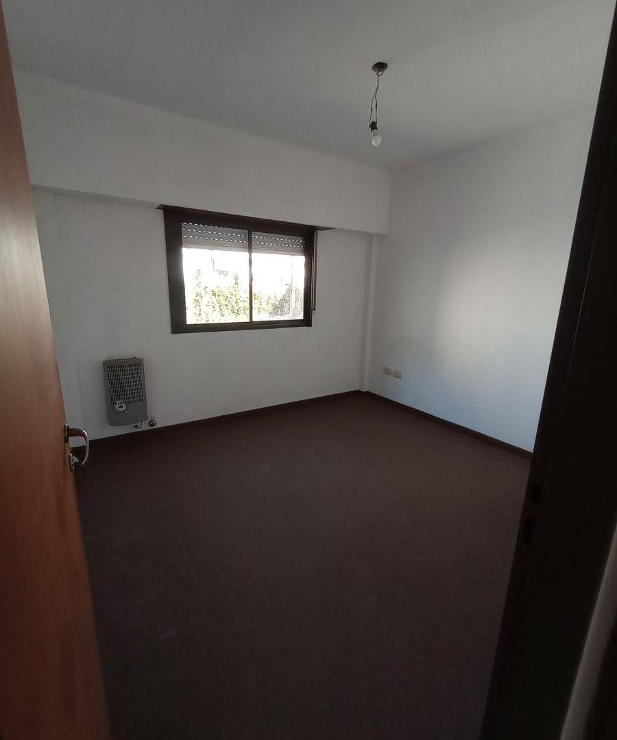 Foto de DEPARTAMENTO 1 DORMITORIO CON COCHERA, imagen 5