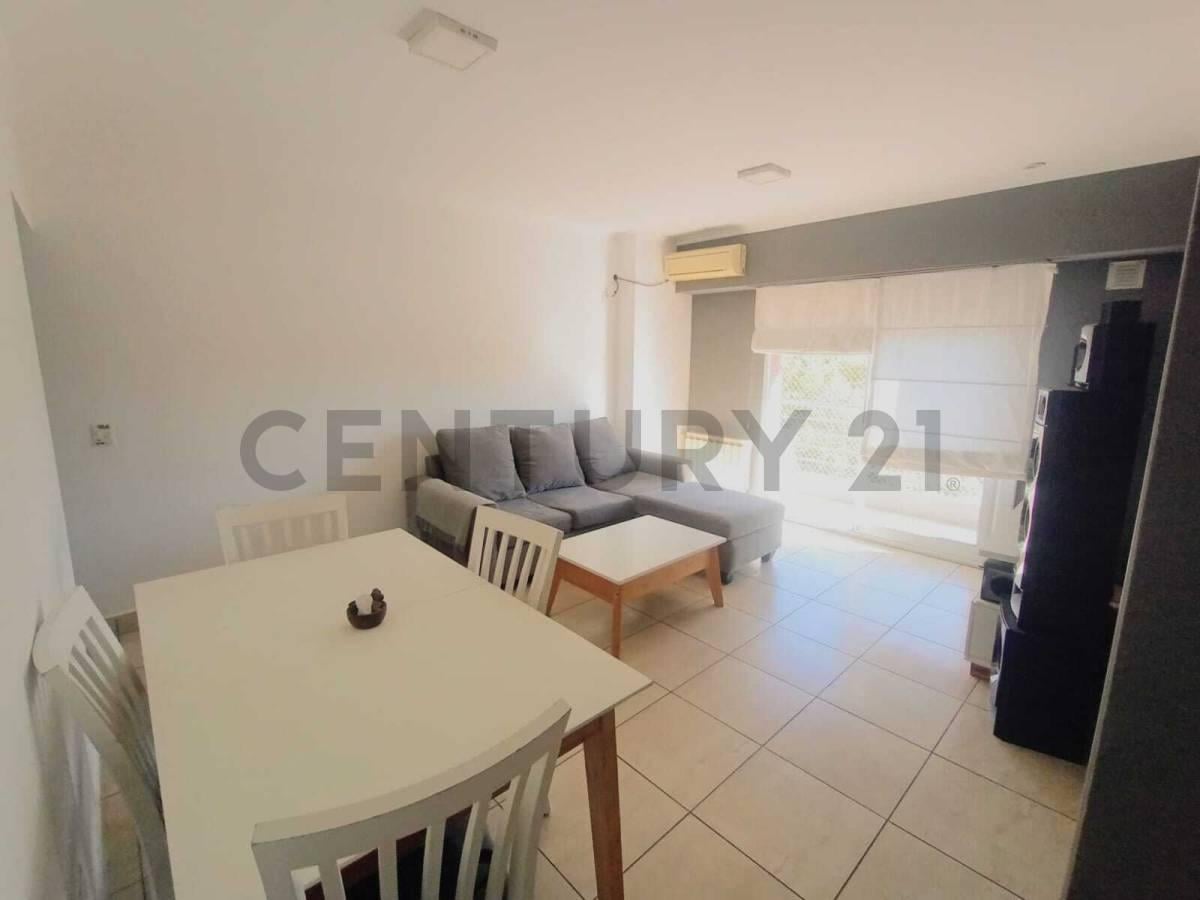 Foto de Departamento en venta Florencio Varela 2 ambientes cochera, imagen 2