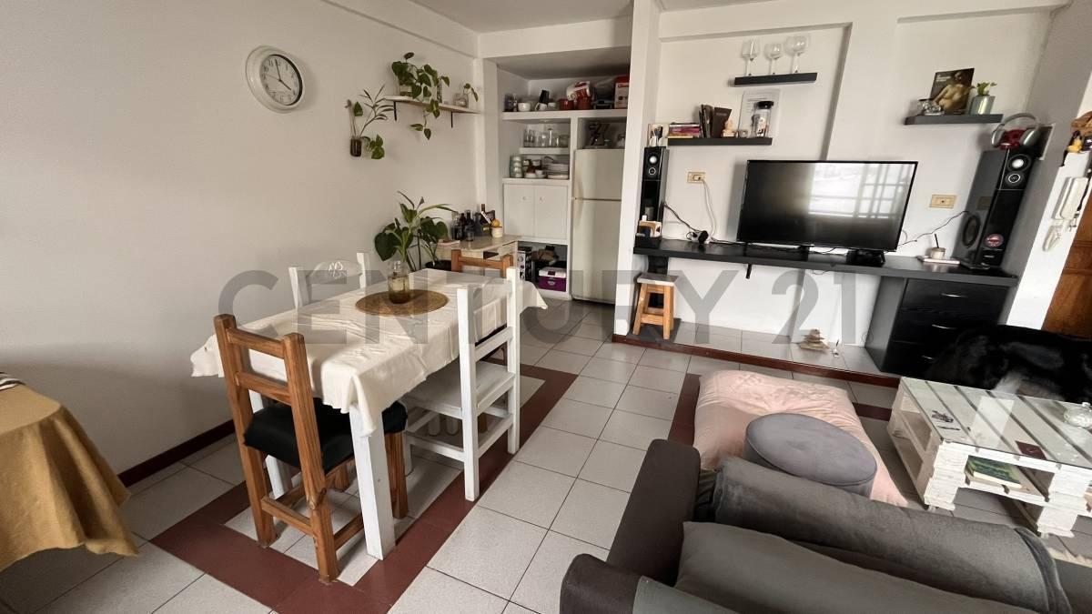 Foto de DEPARTAMENTO EN VENTA LA PLATA 1 DORMITORIO BALCON APTO BANCO, imagen 3