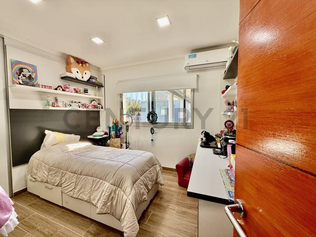 Foto de CASA EN VENTA EN BRANDSEN ESTANCIA LAS MALVINAS DE 4 DORMITORIOS PREMIUM, imagen 4