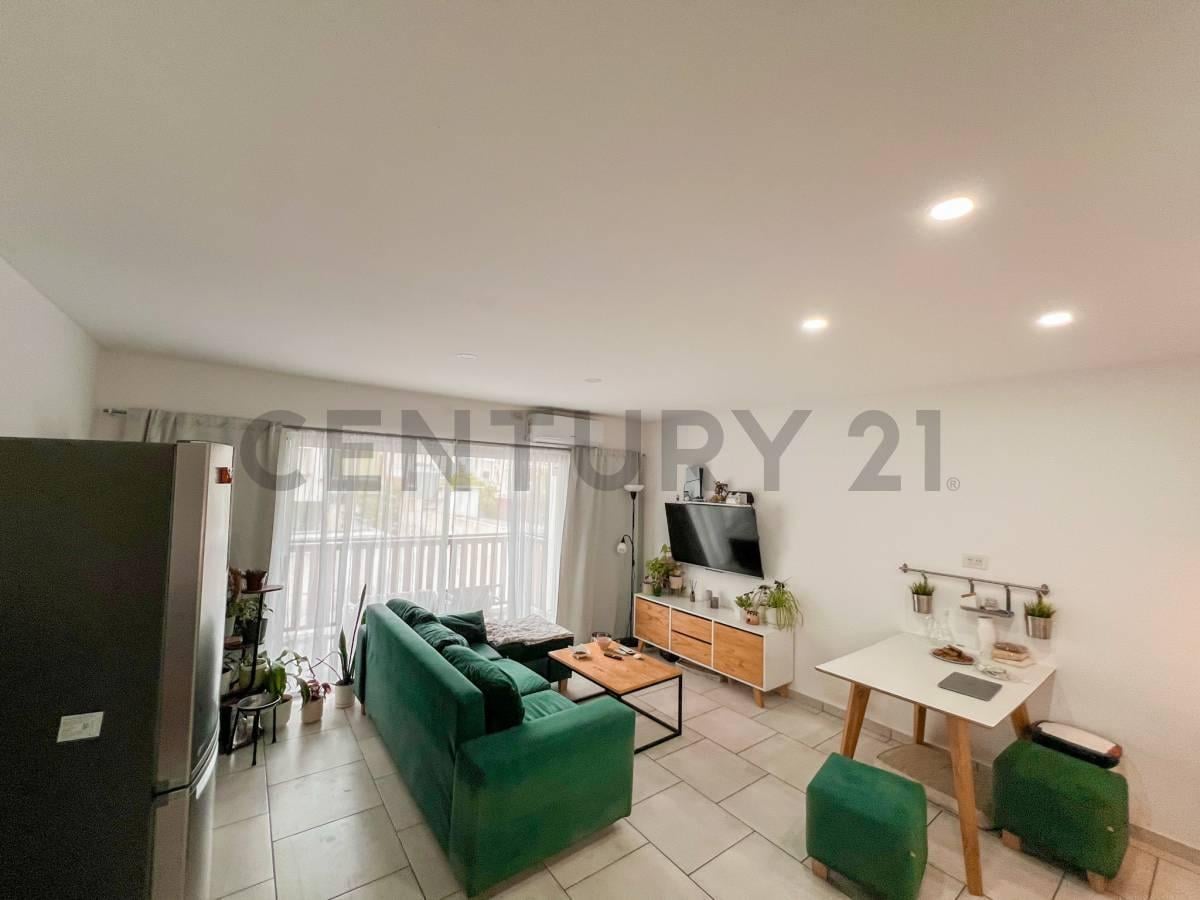 Foto de DEPARTAMENTO VENTA LA PLATA 1 DORMITORIO PATIO COCHERA, imagen 2