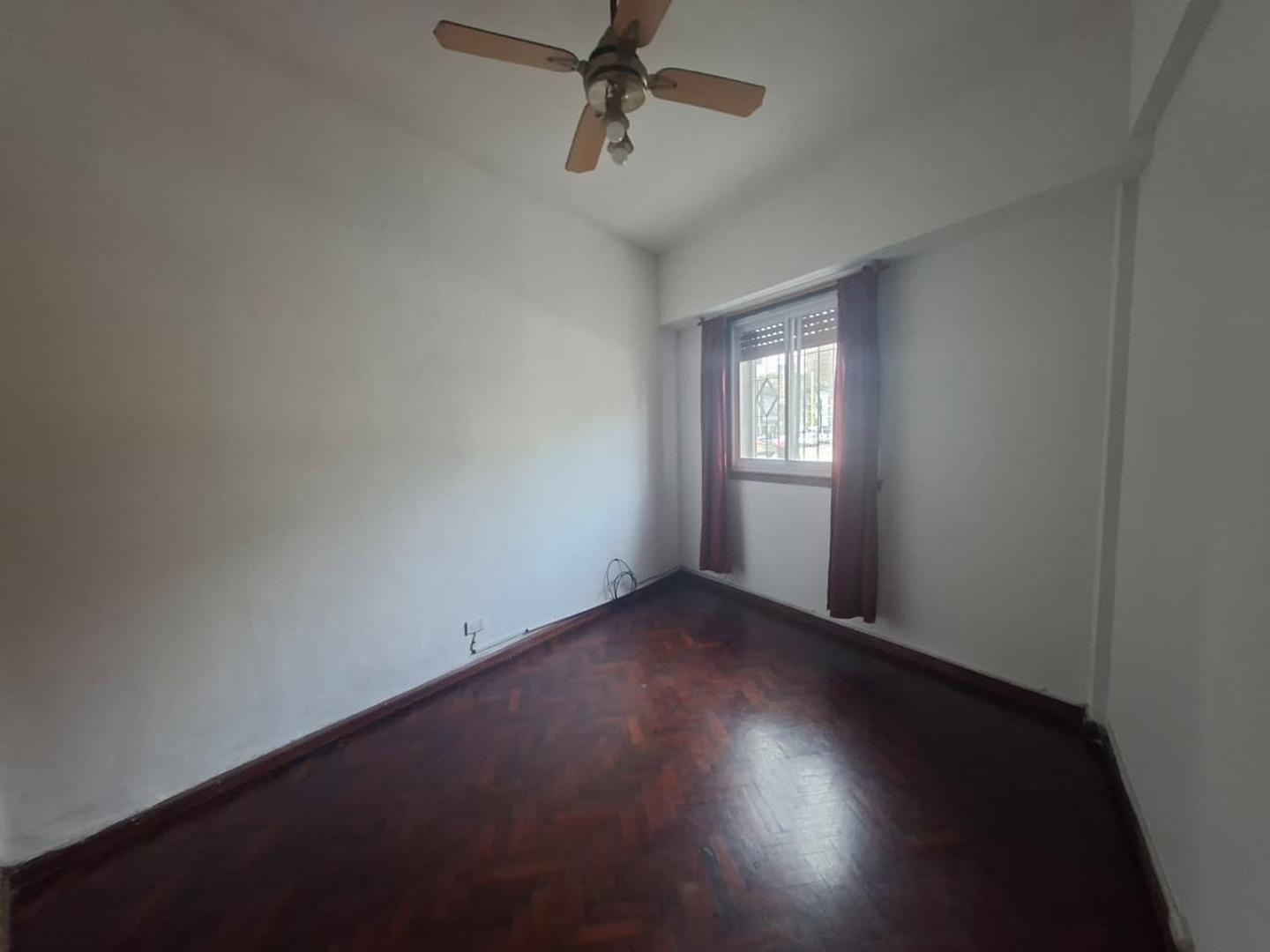 Foto de ALQUILER DEPARTAMENTO 2 AMBIENTES EN FLORESTA, imagen 5