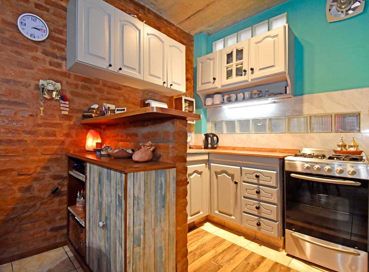 Foto de Venta PH 3 ambientes con terraza propia en Boedo, imagen 5
