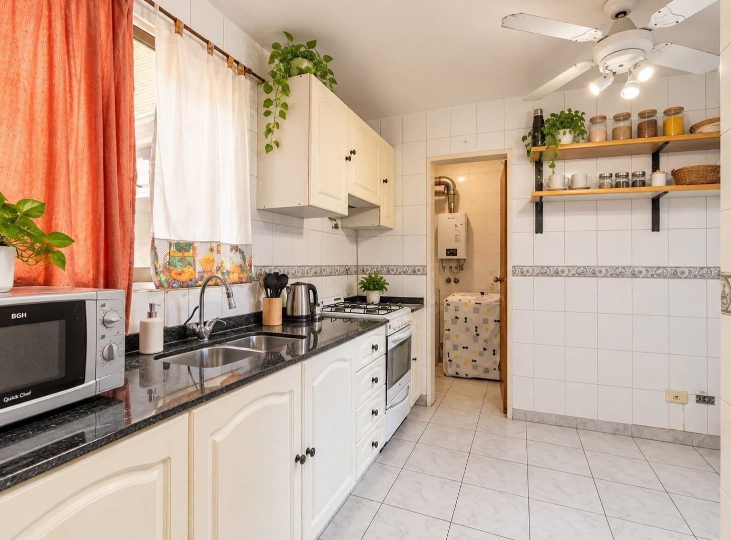 Foto de venta departamento 3 ambientes con balcon terraza caballito, imagen 1