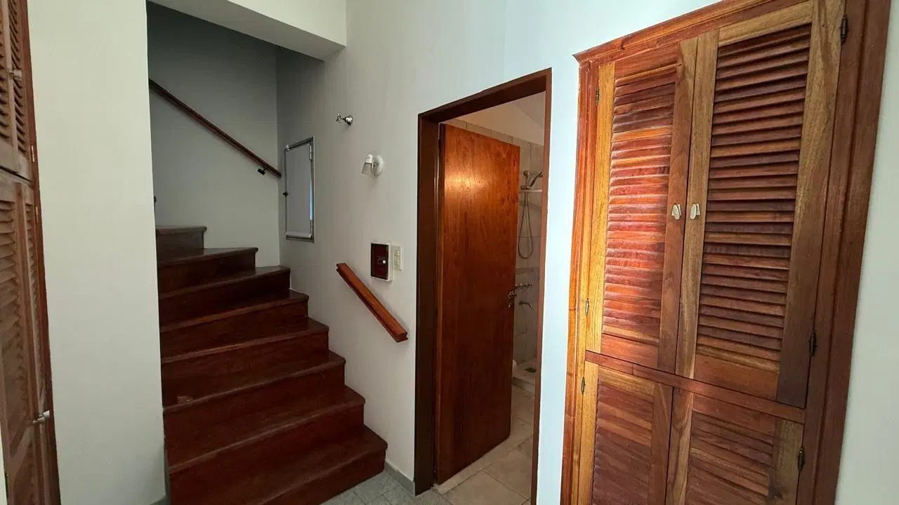 Casa en Alquiler para comercio- Funes 5
